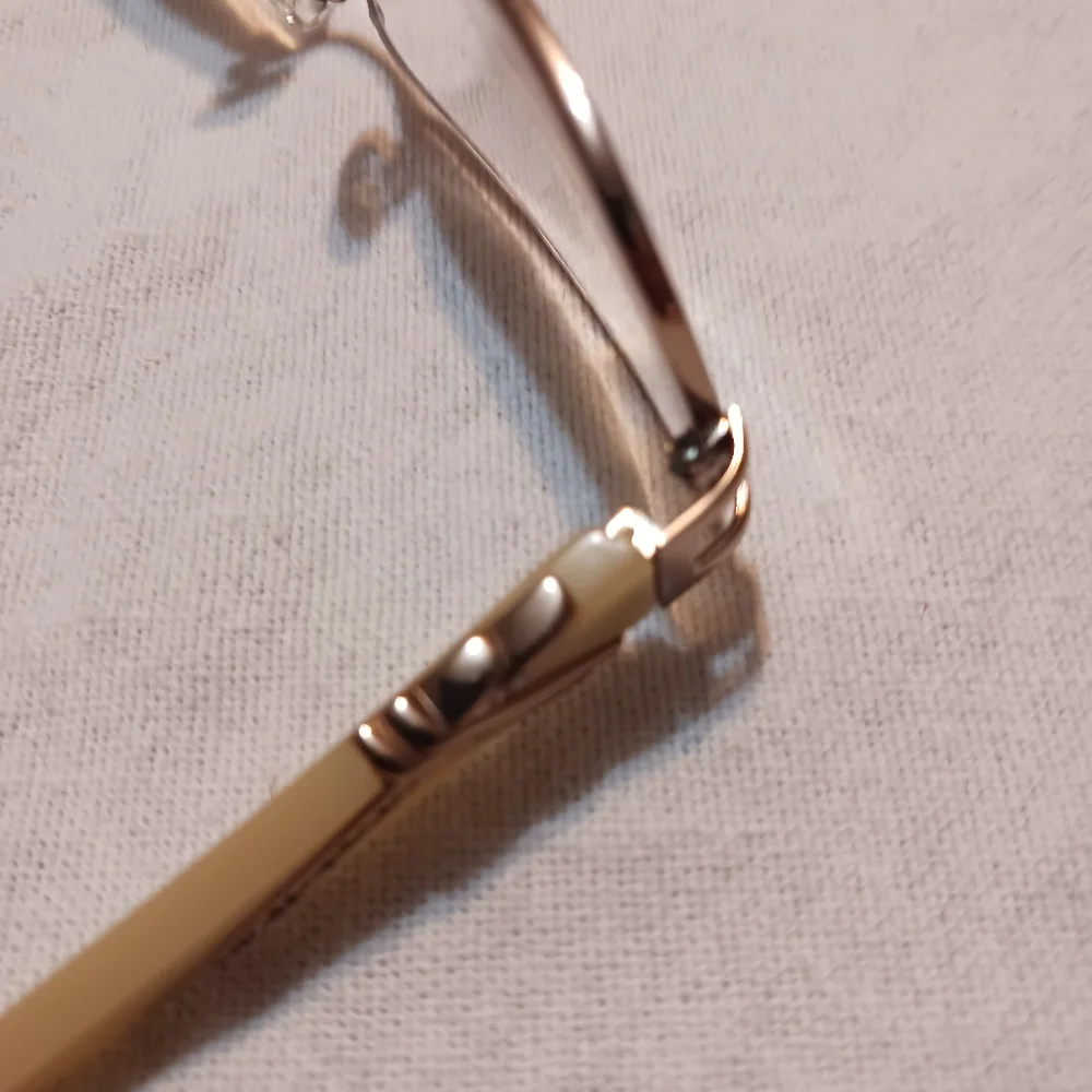 Tura Vtg MOD Pearlesence Frames Gold/ Crystal Accents